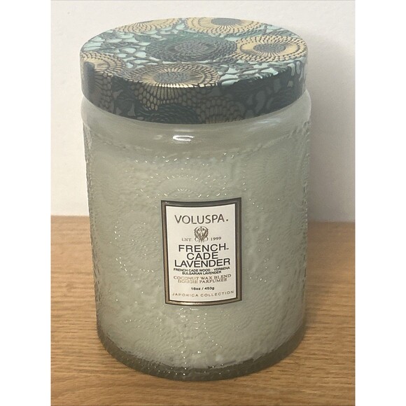 NEW Voluspa French Cade Lavender 18 oz scented jarred candle Japonica Collection - Picture 1 of 4